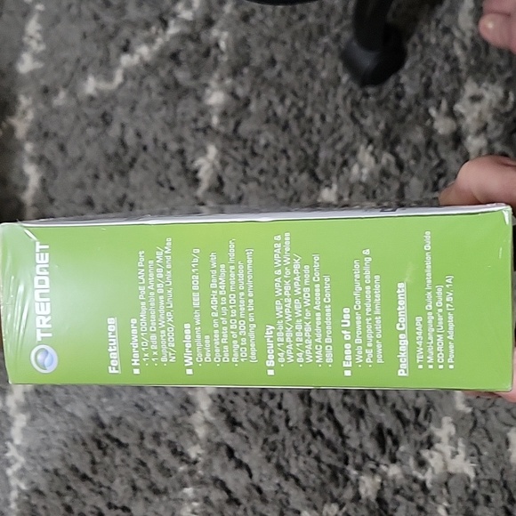 Trendnet 54Mbps 802.11g Wireless PoE Access Point - Picture 3 of 5